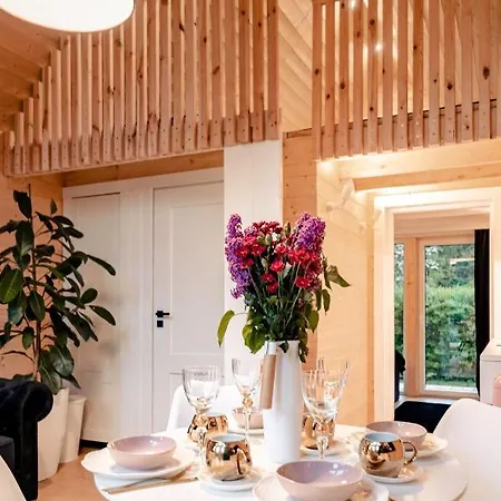 شقة Trzy W Mielnie