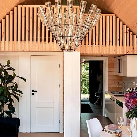 Trzy W Mielnie アパート *