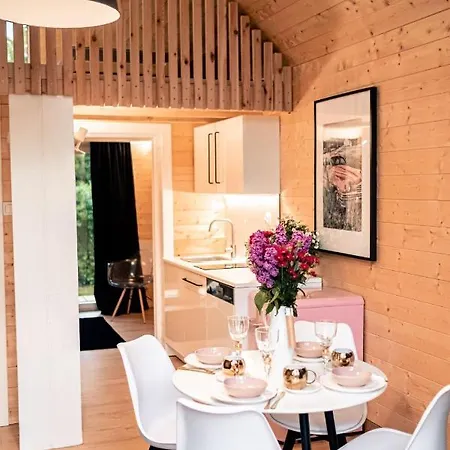 Trzy W Mielnie アパート *