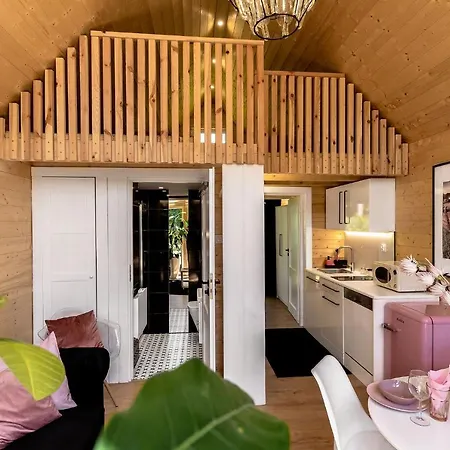 Trzy W Mielnie شقة *