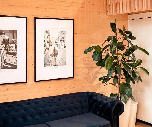 Trzy W Mielnie アパート ミエルノ